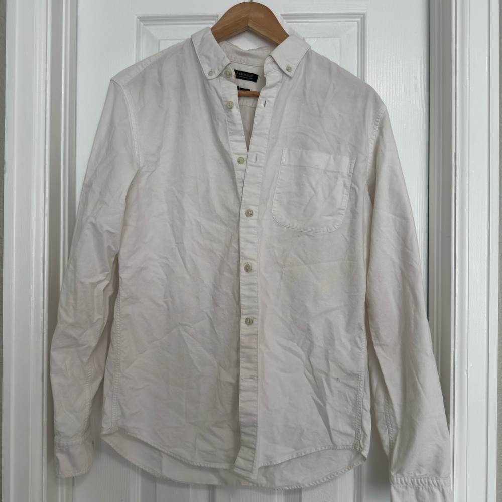 Banana Republic White Casual Button Down Shirt